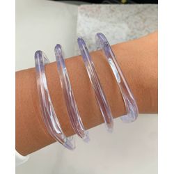 Kit com 4 braceletes acrílico transparente - P332... - Lojas das Revendedoras