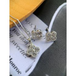 Conjunto trevo com detalhe cravejado prata 925 - C... - Lojas das Revendedoras