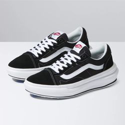 Tenis Vans Old Skool Overt Comfycush Black White -... - Loja Over 7