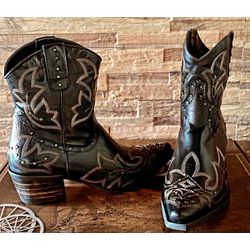 Bota Fem Couro Tucson Preta - T 2037 - LUXURY COUNTRY WOMAN