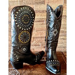 Bota Fem Couro Tucson Mandala Preta - T 743 - LUXURY COUNTRY WOMAN