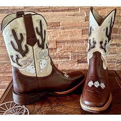 Bota Fem Tucson Fóssil Café - Ref T4024 - LUXURY COUNTRY WOMAN