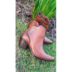 Bota Feminina Tucson - Couro Euro Wisky - Solado P... - LUXURY COUNTRY WOMAN