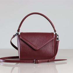 Bolsa Dani Marsala - Metal Grafite | Couro Legítim... - LUZZIÊ