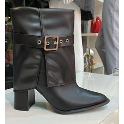 Bota Bruna Cano Curto com Fivela - MADAME MALIA 