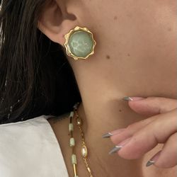 Brinco bóton verde aqua - 000100 - Mariana Bertoni Acessórios