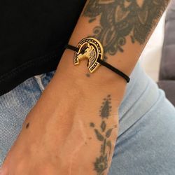 Pulseira courinho cavalo country - 00085 - Mariana Bertoni Acessórios