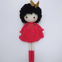 Boneca Amigurumi Sara - Marmelo Doce