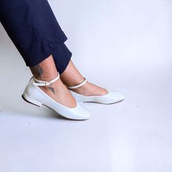 SAPATILHA ELOISE OFF WHITE - 0003800002 - Morena Brasil Shoes