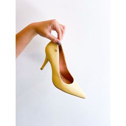 SCARPIN RENATA AMARELO MANTEIGA - 0000090092 - Morena Brasil Shoes