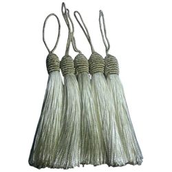 Kit 5 Pingente Tassel 9cm Off White Com Detalhe em... - MERART