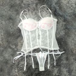 *Espartilho Mary (DM259) - Branco com Rosa - 1886 - Pimenta Sexy Shop e Lingerie Sensual