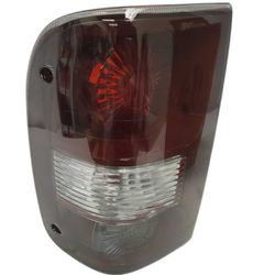 Lanterna Traseira da Ranger 2005 a 200... - Mineirão Auto Latas