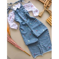 Macacão Jeans Flores - Mini Bella Kids