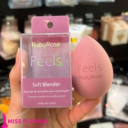 Esponja de maquiagem Soft Blender Feels Ruby Rose - MISS FLÓRIDA MAQUIAGENS