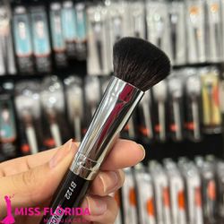 Pincel para pó e iluminador B122 Macrilan - MISS FLÓRIDA MAQUIAGENS