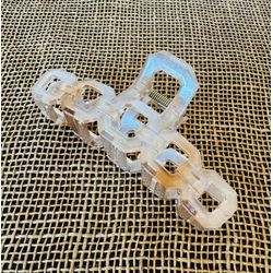 PIRANHA DE CABELO - COR AREIA E TRANSPARÊNCIA - 9... - MONOWI 