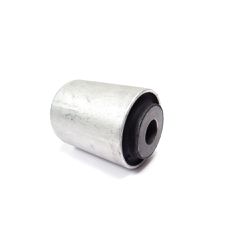 BUCHA TRASEIRA DA BALANCA SUPERIOR TRASEIRA DA DISCOVERY 3 E 4 - LR051616 RGX500121 - MARCA ALLMAKES - LR051616 - MORAZ IMPORT