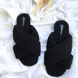 Rasteira Pelo Tedy Preta - 1221P - AMARI SHOES