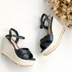 Sandália Anabela Cruzada Bicolor Preto - 9110P - AMARI SHOES