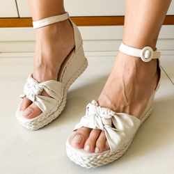 Sandália Anabela Helena Off White - 70484OW - AMARI SHOES