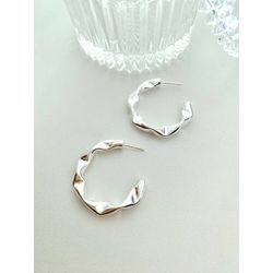 BRINCO ARGOLA MARTELADO - MUNDO FEMININO 122