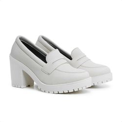 Mocassim Feminino Oxford Salto Alto Off White - 05... - Myrol Outlet
