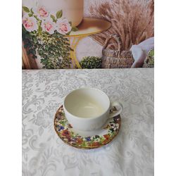 Xícara de Chá Branca com Pires Flores Rattan Aceti... - Nath Crivelaro