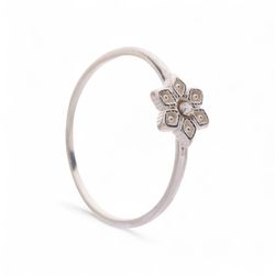 ANEL FLOR ZIRCONIA NO CENTRO - New prata e cia