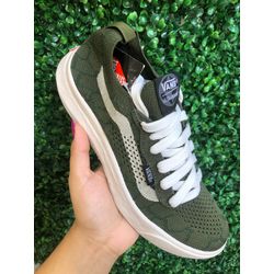 Vans UlltraRange VR3 Verde Militar - Nina Store Multimarcas