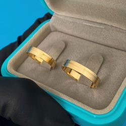 Par de Alianças Casamento Ouro 18k Amarelo 4mm Qua... - Nosso Sentimento