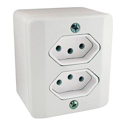  LINHA R 2 TOMADA 2P+T DISTAN BRANCA 20A RADIAL 19... - OLDRIVER