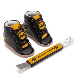 Dennis Brown heróis batman sapatilha em couro com ... - Orthocalce Baby & Kids