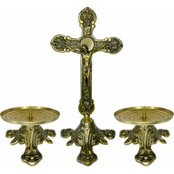 Conjunto Crucifixo Metal de Altar 30 cm e 2 Castiçal Baixo 7x13cm - KI.04 - PALUDO ARTIGOS CATÓLICOS 