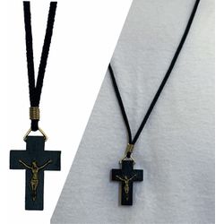 Cordão Cruz Madeira Com Jesus Cristo - CO.04 - Paludo Artigos Católicos