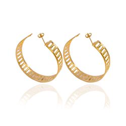Brinco Meia Argola Trabalhada Banho de Ouro 18K - ... - Kumbayá Joias