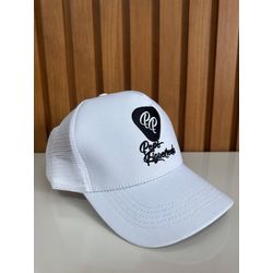 Boné Trucker Branco Assinatura Pepê Figueiredo - Pepê Figueiredo