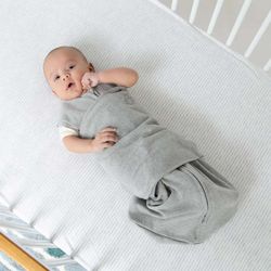 Swaddle Cinza em Algodão Egípcio - Petit Papillon Bebê & Criança