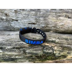 COLEIRA BABY PERSONALIZADA 3cm preta com nome em a... - PETSPACE