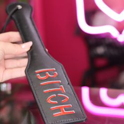 Palmatória - Bitch - Quero Vibrar