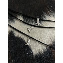 Choker courinho boots - Courinho Preto - REALEZA COUNTRY