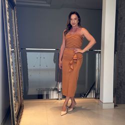 Conjunto saia e cropped Emma CARAMELO - Renata Amici Store