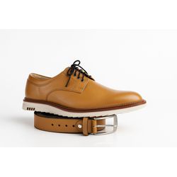 Sapato Casual Bergamo Couro Legítimo Caramelo + Br... - RETA OPOSTA CALÇADOS