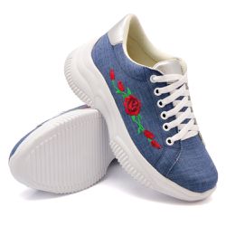 Tênis Casual Chuncky Flor Jeans Claro Sola Tratorada DKShoes - Rilu Fashion