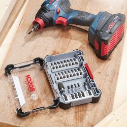Caixa Plástica Modular Bosch Pick and Clic para Kits de Pontas e Brocas Impact Control