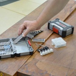 Caixa Plástica Modular Bosch Pick and Clic para Kits de Pontas e Brocas Impact Control