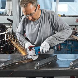 Esmerilhadeira 18V Brushless Sem Fio Com Carregador e 2 Baterias (GWS 18V-15 C) - Bosch