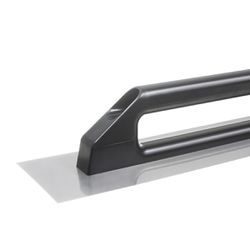 Desempenadeira de Aço Lisa Com Cabo Plástico Fechado 48cm (60997) - Cortag