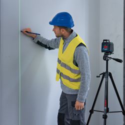 Nível a laser verde de linhas cruzadas Bosch GLL 2-20G 10m
