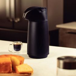 Garrafa Térmica Com Bomba em Plástico Preto - Exata 1L (61639/503) - Tramontina